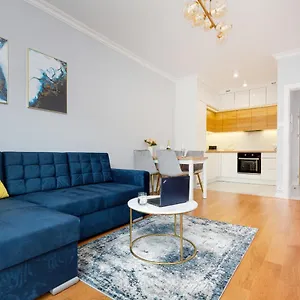 https://apartament-dom-przy-okrzei-by-renters.warsawhotelspoland.com