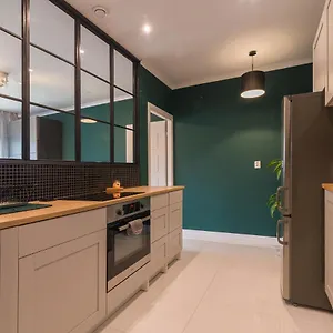https://main-street-studio.gdanskhotel.org